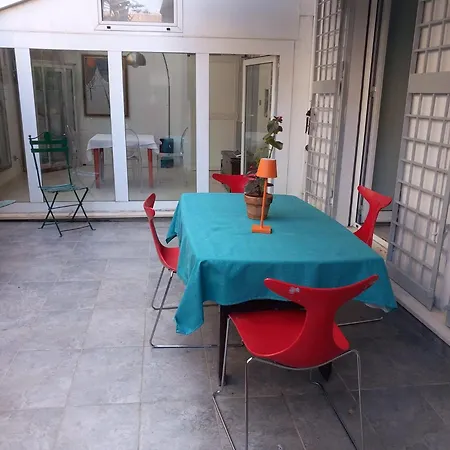 Lägenhet Salotto Sommer San Pietro Rom